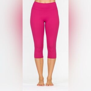 Booty by Brabants Capri Leggings Rosa Pink One Size NWOT Sculpting Compression